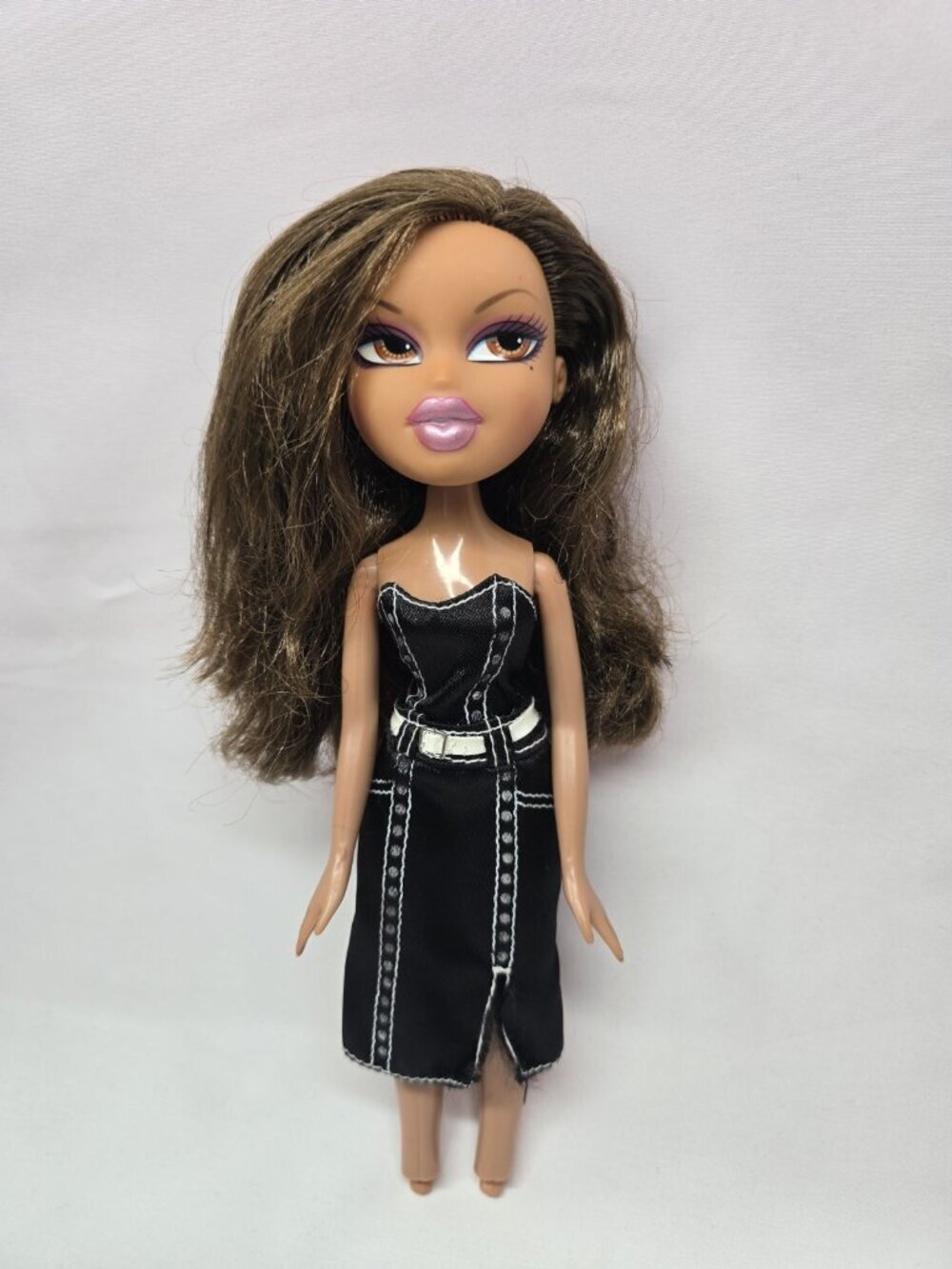 Bratz Fashion Designer 10" Doll Yasmin- No Shoes/Feet MGA
